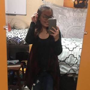 Meet your Posher, Connie